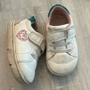 Carters 4.5 shoes